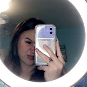 Meet your Posher, Amber